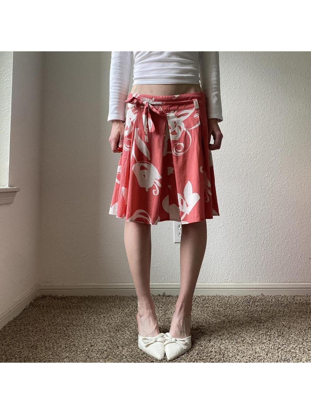 Vintage authentic y2k low rise midi pink and white floral flowy casual skirt